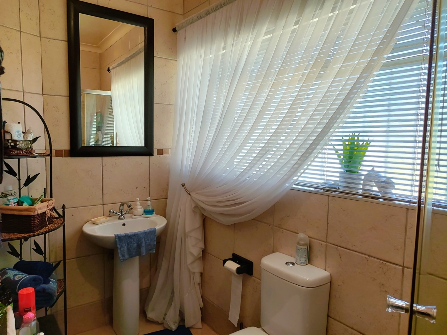3 Bedroom Property for Sale in Meiringspark North West